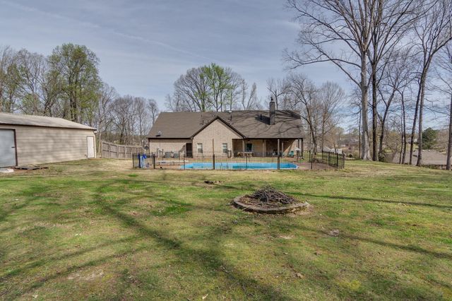 853 J E BLAYDES PKY, Atoka, TN 38004