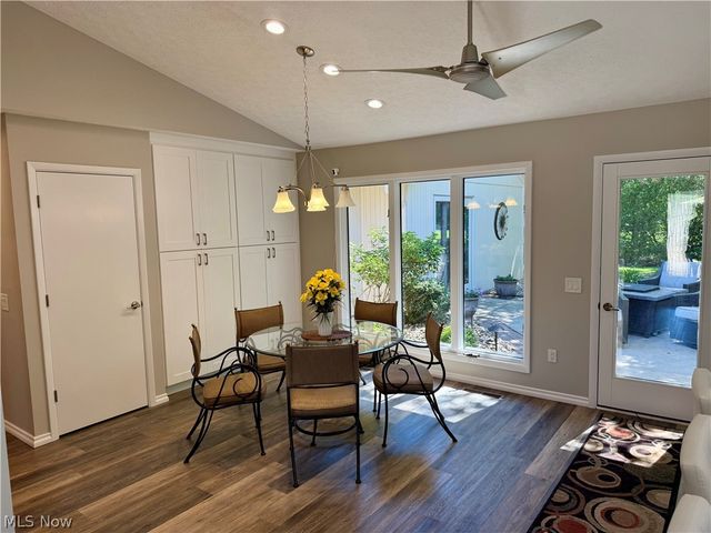 33009 Woodhaven Circle, North Ridgeville, OH 44039
