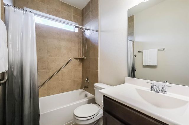 1972 Jobes Court, Alvin, TX 77511