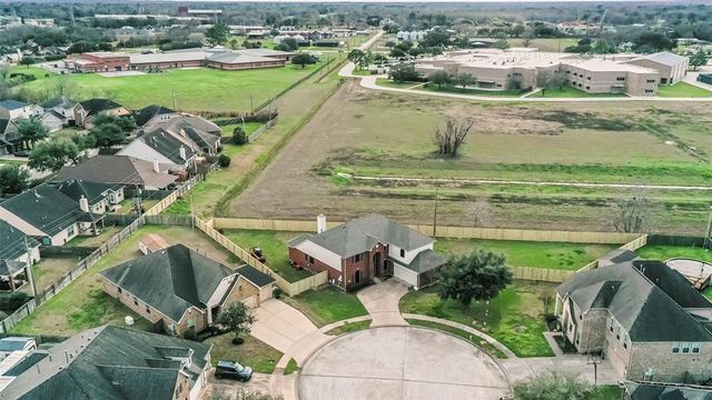 1972 Jobes Court, Alvin, TX 77511