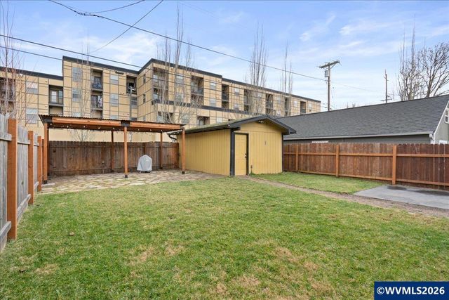 1280 4th St NE, Salem, OR 97301