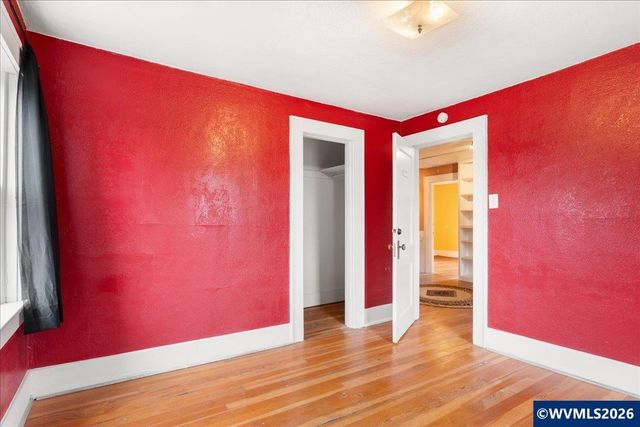 1280 4th St NE, Salem, OR 97301