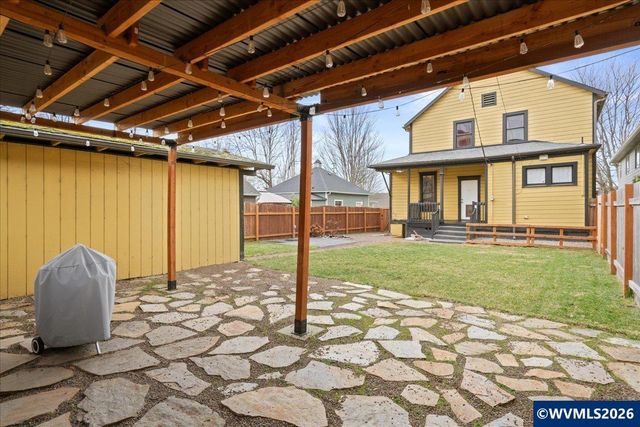 1280 4th St NE, Salem, OR 97301