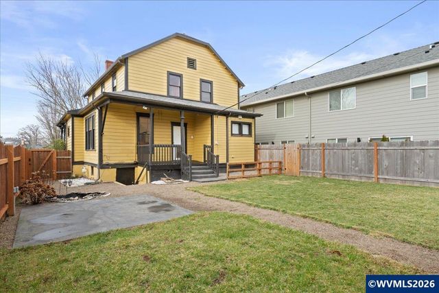 1280 4th St NE, Salem, OR 97301