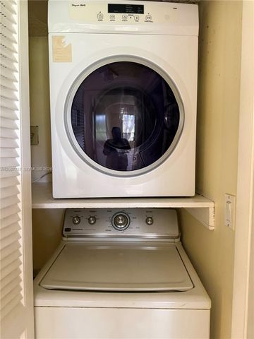 6751 N University Drive 216, Tamarac, FL 33321