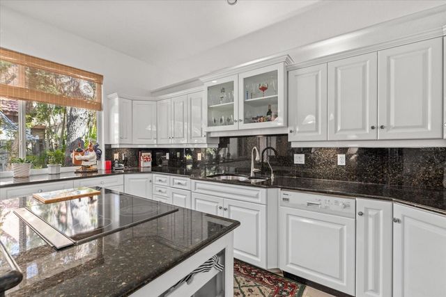 4939 PEREGRINE POINT WAY, Sarasota, FL 34231