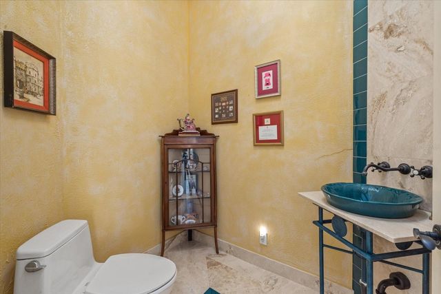 4939 PEREGRINE POINT WAY, Sarasota, FL 34231