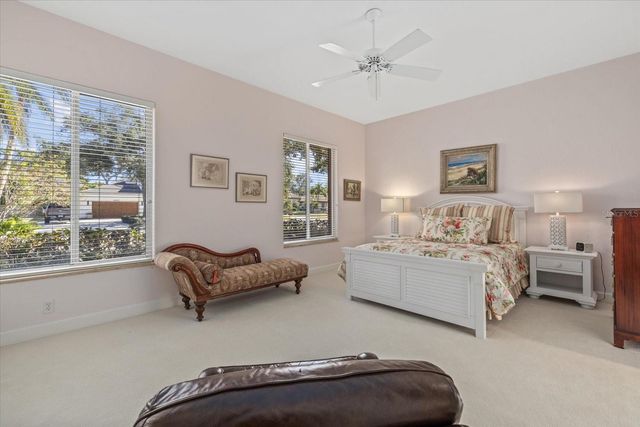 4939 PEREGRINE POINT WAY, Sarasota, FL 34231