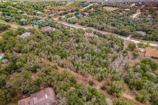 136 Sam Houston DR, Bastrop, TX 78602