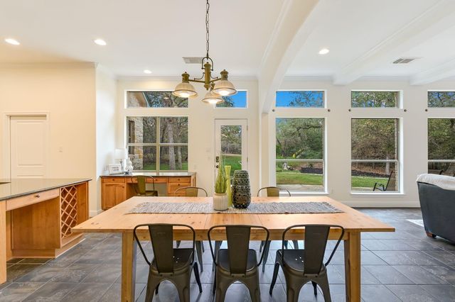 136 Sam Houston DR, Bastrop, TX 78602