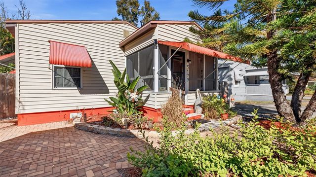 5129 17TH AVENUE S, Gulfport, FL 33707