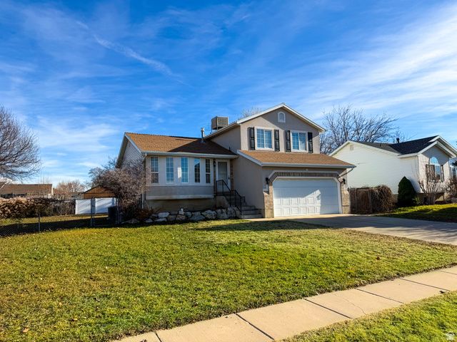 2138 N 1350 W, Clinton, UT 84015