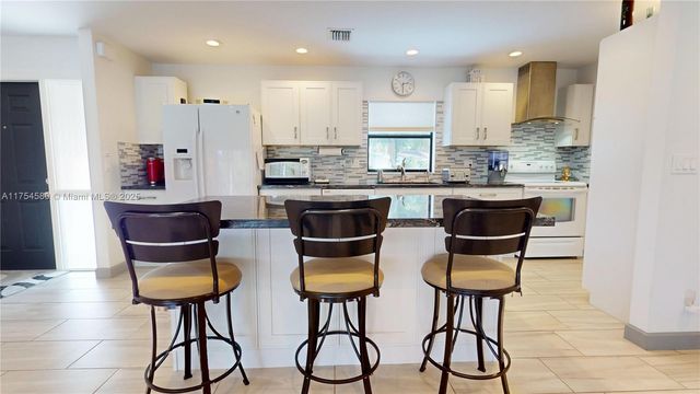 6455 Hitchin Post Way, Delray Beach, FL 33484