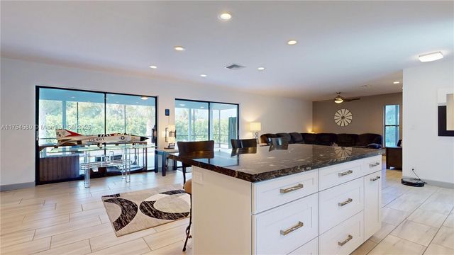 6455 Hitchin Post Way, Delray Beach, FL 33484