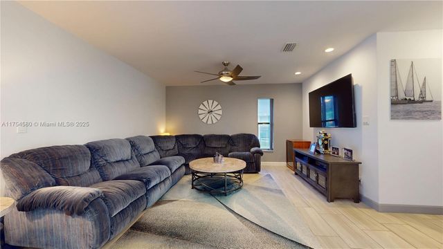 6455 Hitchin Post Way, Delray Beach, FL 33484