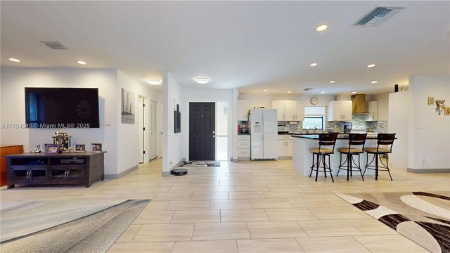 6455 Hitchin Post Way, Delray Beach, FL 33484