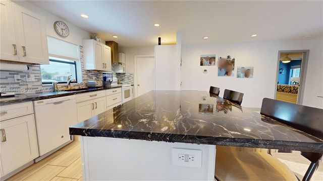 6455 Hitchin Post Way, Delray Beach, FL 33484