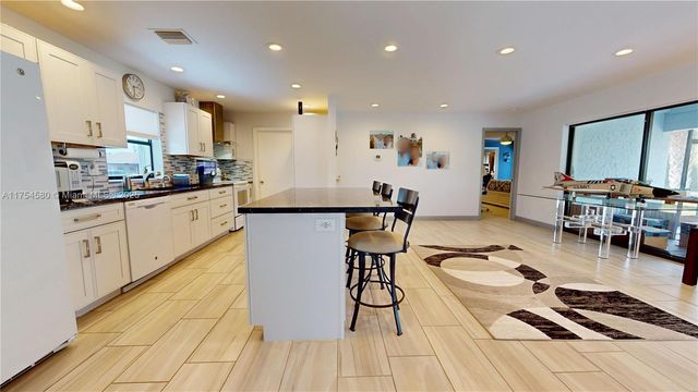 6455 Hitchin Post Way, Delray Beach, FL 33484