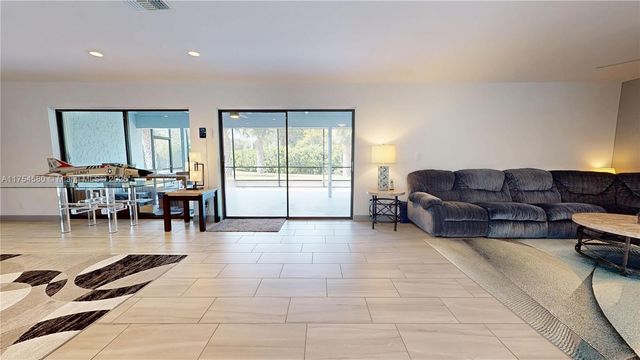 6455 Hitchin Post Way, Delray Beach, FL 33484