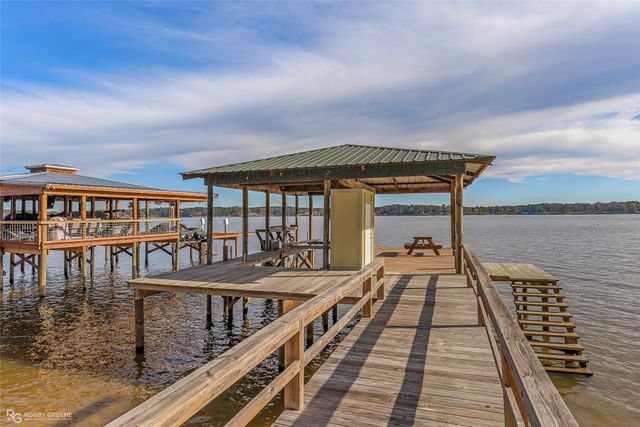 90 La Belle Court, Many, LA 71449