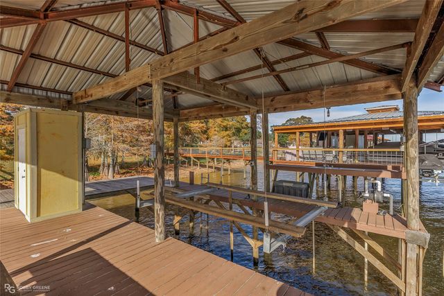 90 La Belle Court, Many, LA 71449