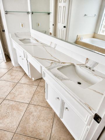 2223 Ridgefield Park Lane, Richmond, TX 77469
