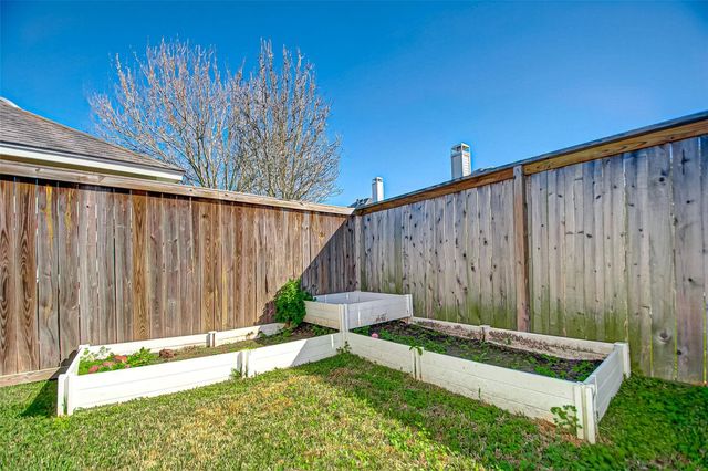 2223 Ridgefield Park Lane, Richmond, TX 77469