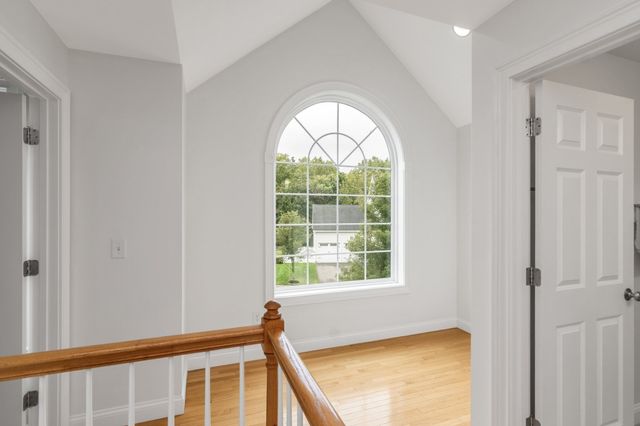 1 Kerrigan Way, Woburn, MA 01801