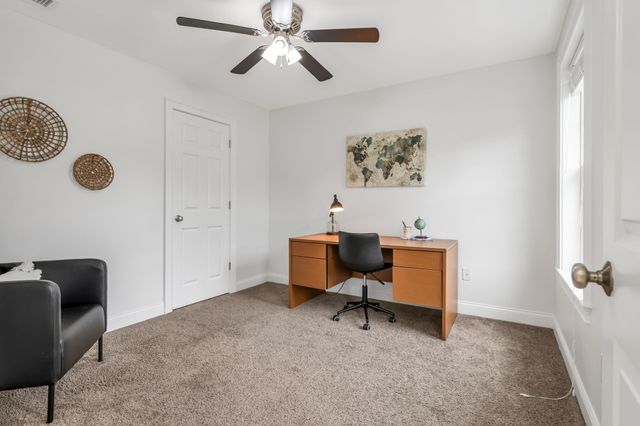 1 Kerrigan Way, Woburn, MA 01801