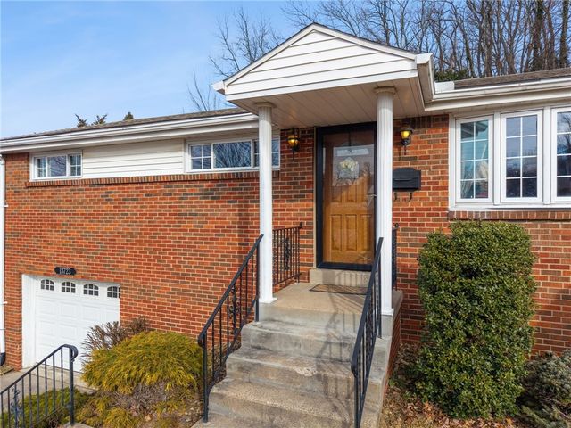 13723 Ormsby, North Huntingdon, PA 15642