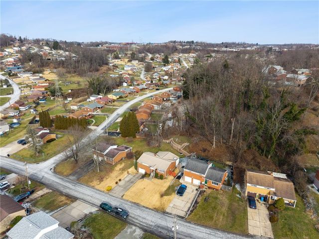 13723 Ormsby, North Huntingdon, PA 15642