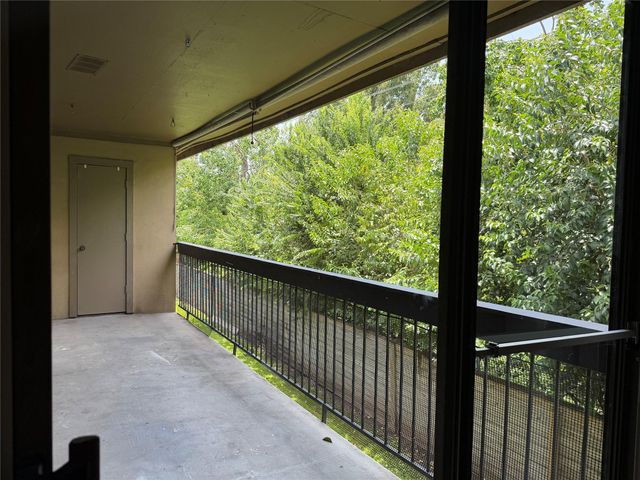 3300 Pebblebrook Drive 108, Seabrook, TX 77586