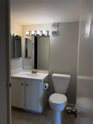 3300 Pebblebrook Drive 108, Seabrook, TX 77586