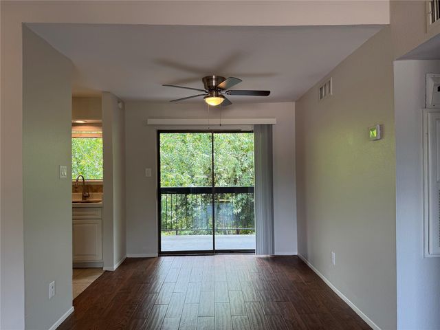 3300 Pebblebrook Drive 108, Seabrook, TX 77586