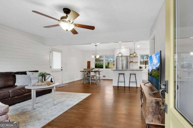 729 Birchwood Lane SW, Marietta, GA 30060