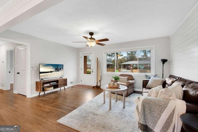 729 Birchwood Lane SW, Marietta, GA 30060