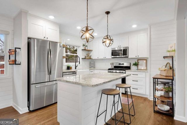 729 Birchwood Lane SW, Marietta, GA 30060