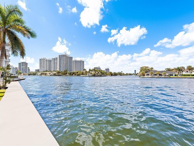 3177 S Ocean Dr 321, Hallandale Beach, FL 33009