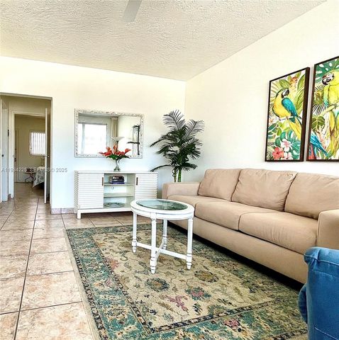 3177 S Ocean Dr 321, Hallandale Beach, FL 33009