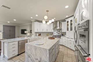 6738 Andover Lane, Los Angeles, CA 90045