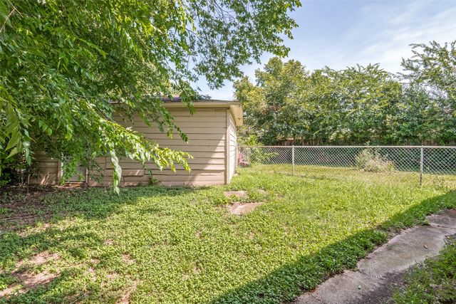 10019 Olmos Drive, Dallas, TX 75218