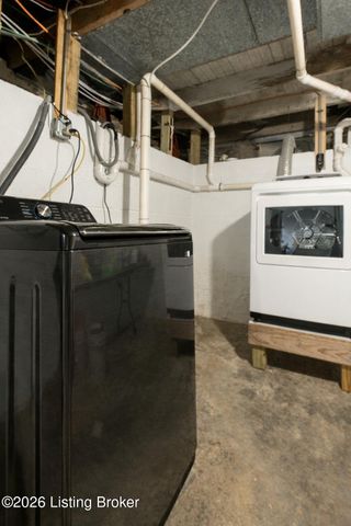 4916 Valley Station Rd, Louisville, KY 40272