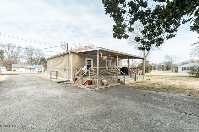 4916 Valley Station Rd, Louisville, KY 40272