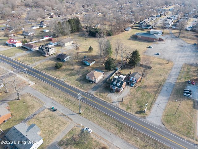 4916 Valley Station Rd, Louisville, KY 40272