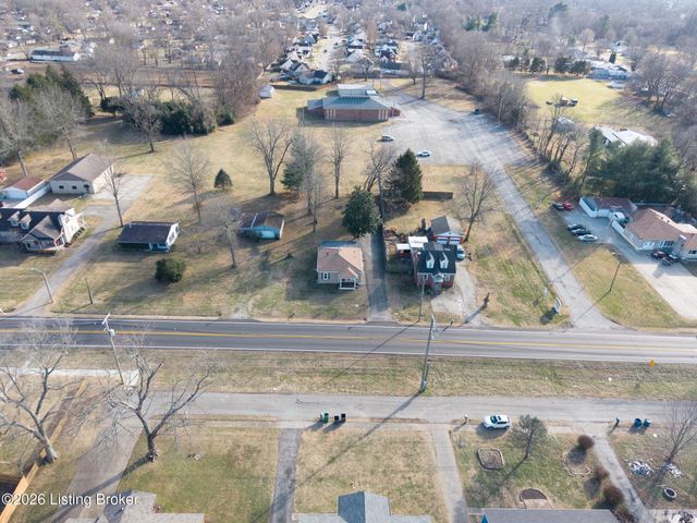 4916 Valley Station Rd, Louisville, KY 40272