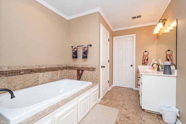 253 Whitetail Ln, Monticello, AR 71655
