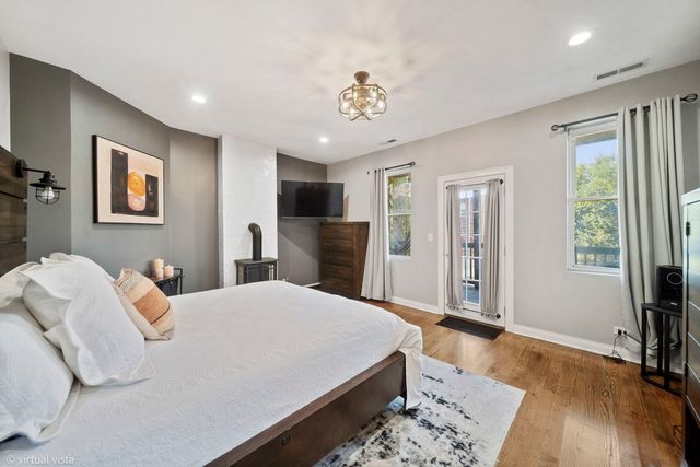 4818 S Evans Avenue, Chicago, IL 60615