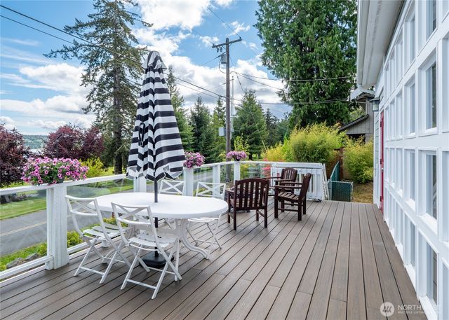 3530 W Sequim Bay Road, Sequim, WA 98382