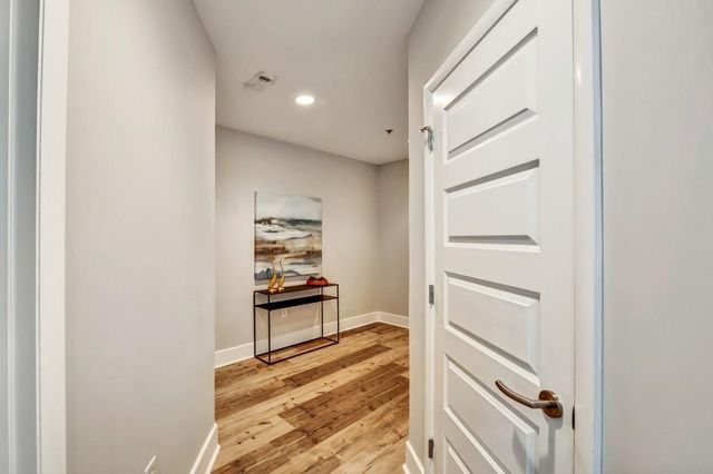 1080 Peachtree NE Street 1701, Atlanta, GA 30309