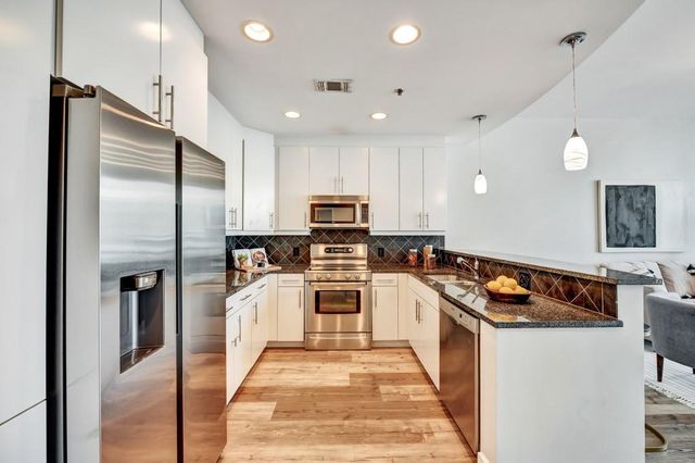 1080 Peachtree NE Street 1701, Atlanta, GA 30309